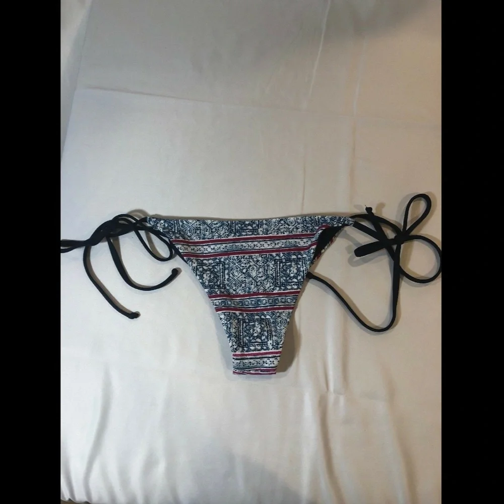 Frankies Bikinis new frankie